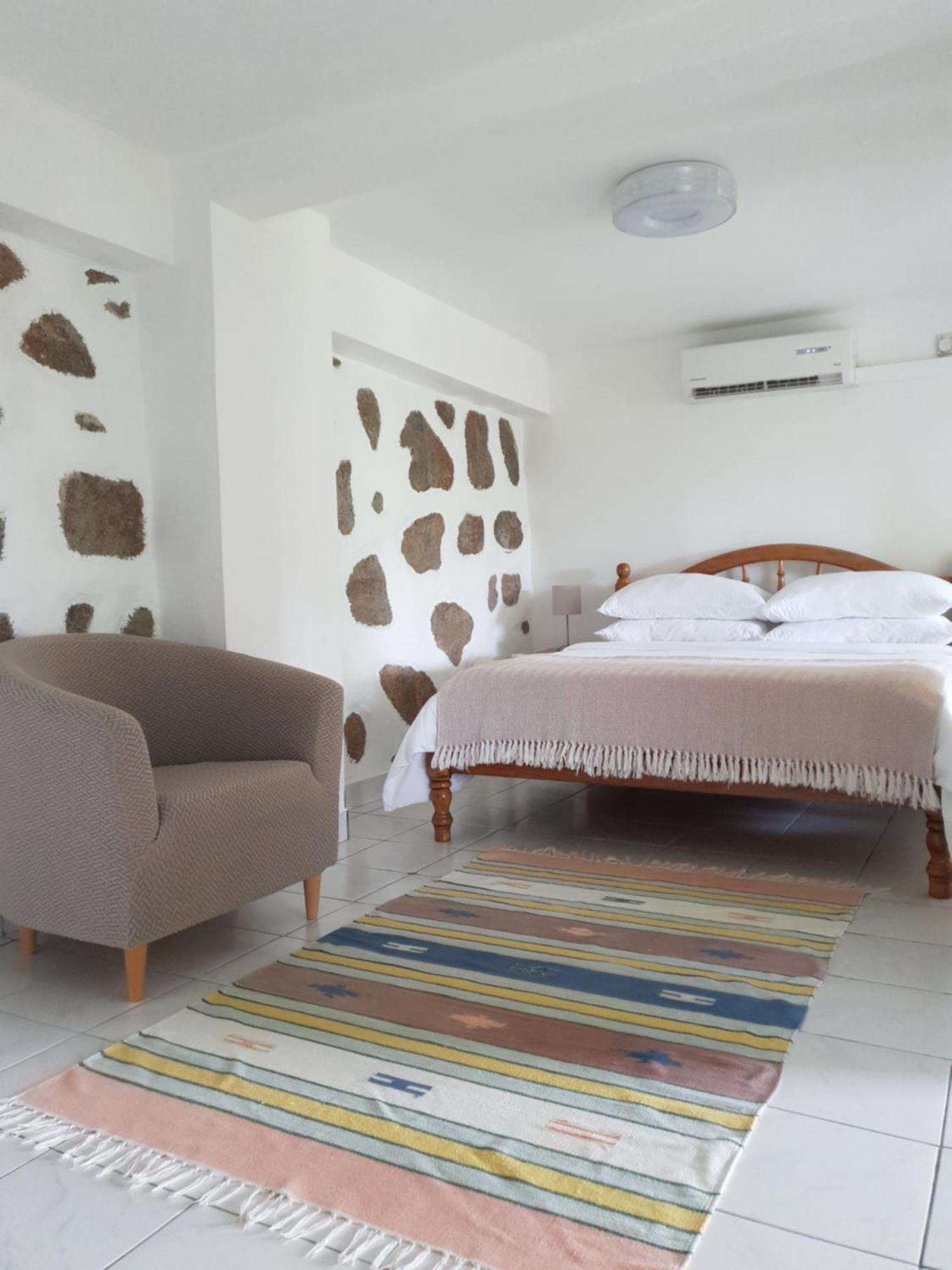 Rose Self Catering Apartman *